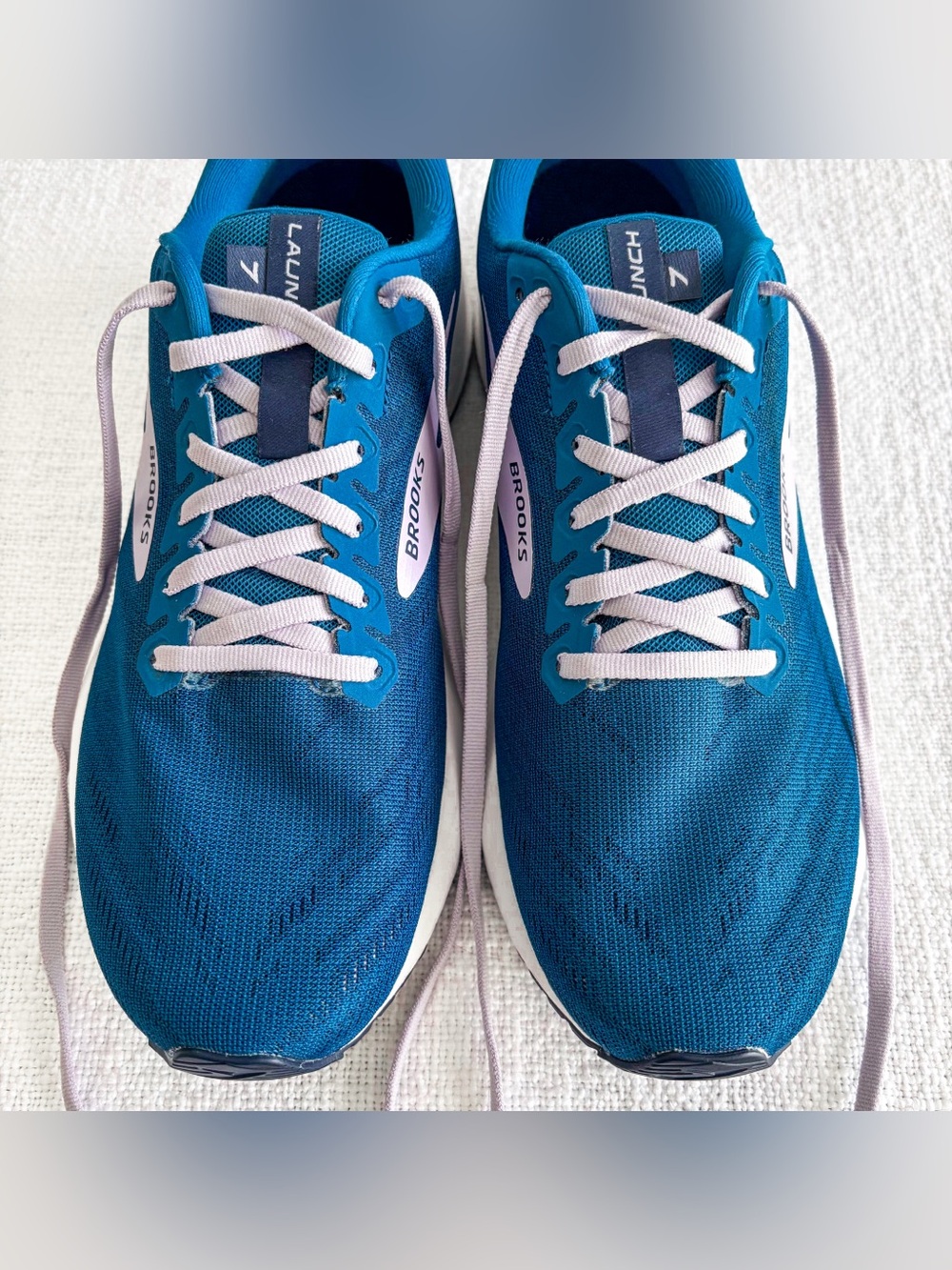 Brooks Launch 7 sneakers. - Picture 8 of 10